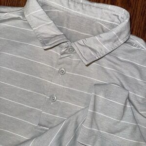 Lululemon Evolution Short Sleeve Polo Shirt Mens M Grey White Stripe Performance